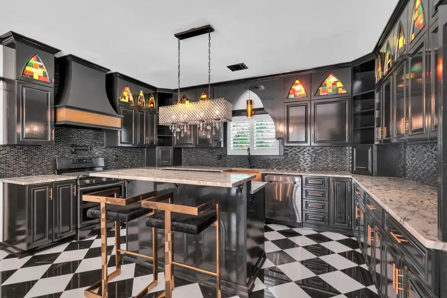 3102 Breezy Pines Court, Houston, TX 77339 - Image #2