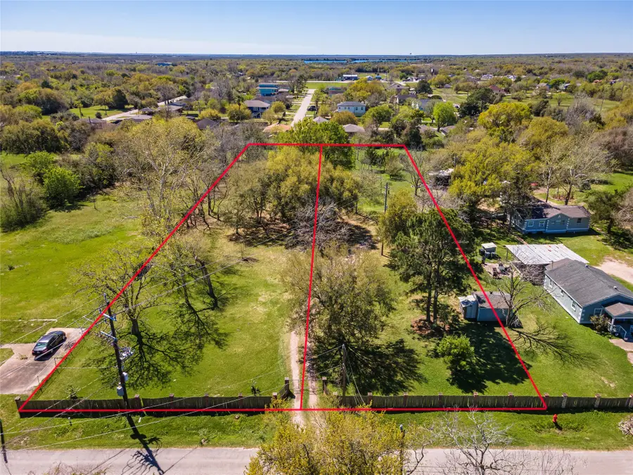6009 Terrebonne Road, Hitchcock, TX 77563 - #3