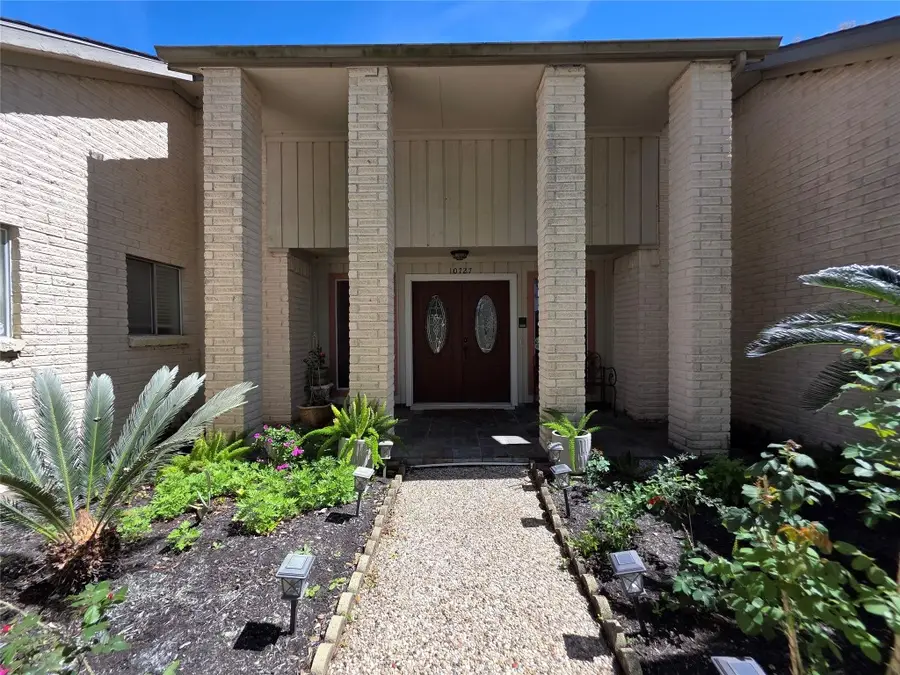 10727 Kitty Brook Drive, Houston, TX 77071 - #3