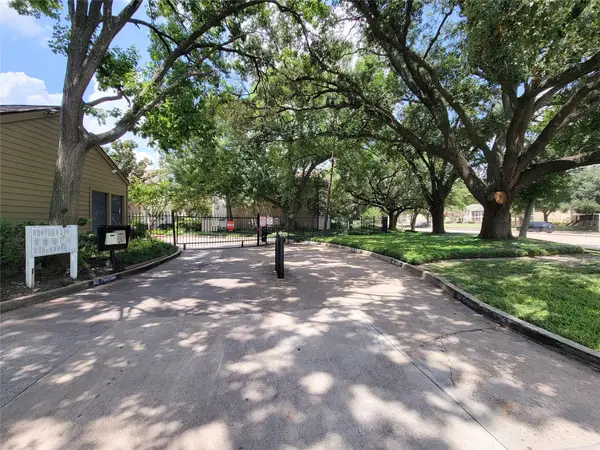 10047 Westpark Drive #21, Houston, TX 77042