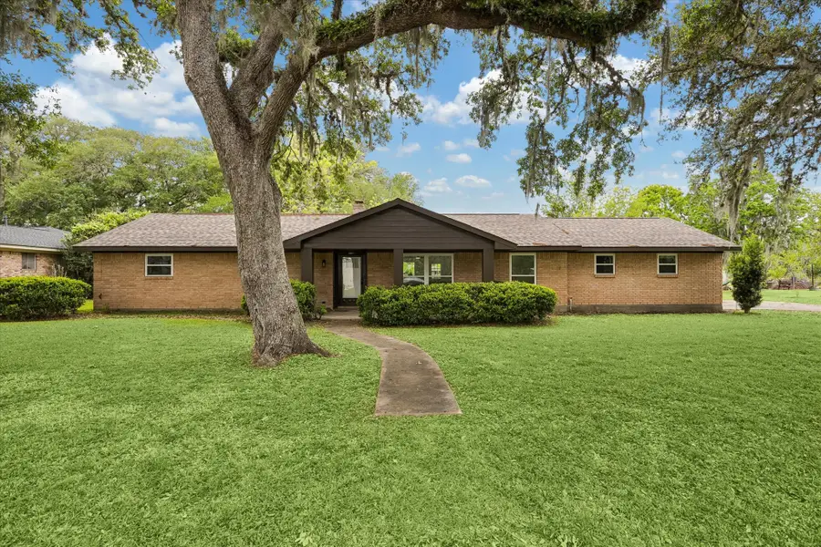 1107 Hallie Street, Sweeny, TX 77480 - #2