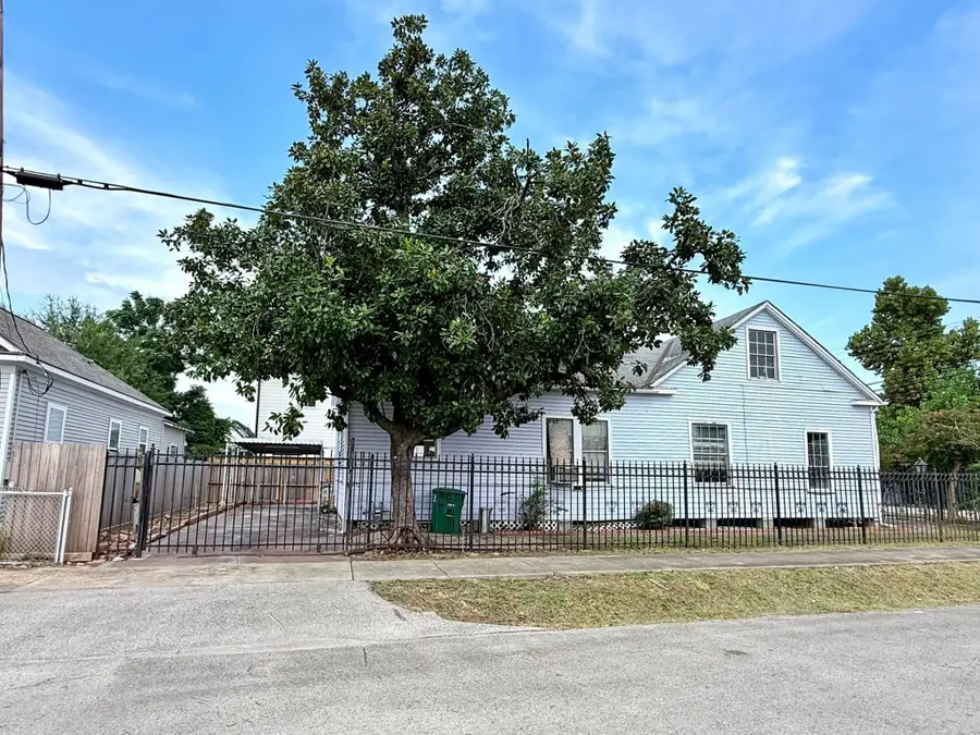 803 Brooks Street, Houston, TX 77009 - Image #3
