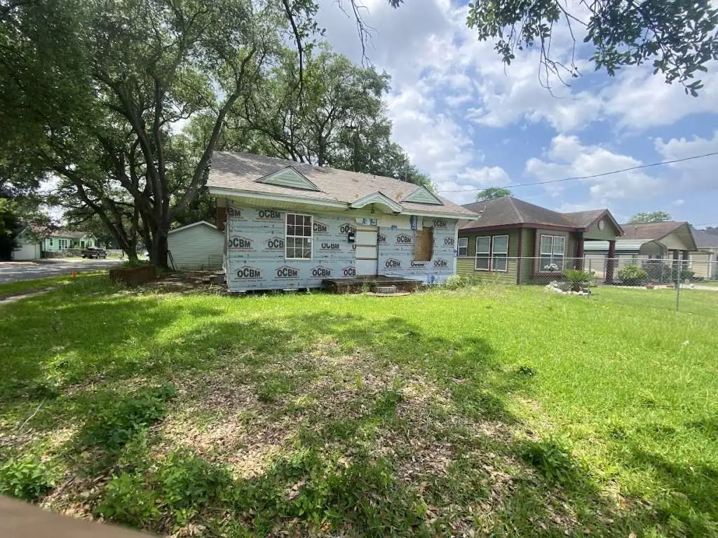1705 Bolivar Street, Beaumont, TX 77701 - Image #1