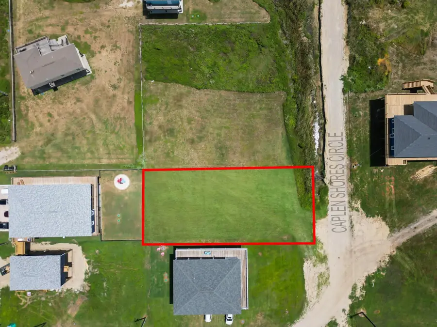 514 Caplen Shores Circle, Gilchrist, TX 77617 - #2