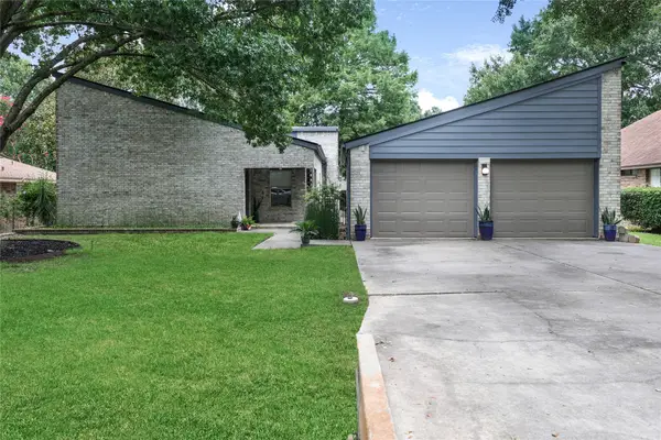 28831 Diamondhead S, Conroe, TX 77356