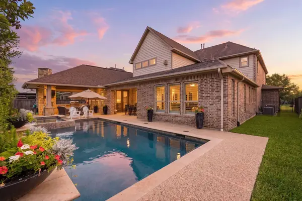 6 Birch Canoe Drive, The Woodlands, TX 77375