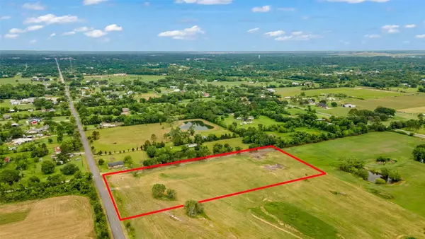 6715 Ave T, Santa Fe, TX 77510