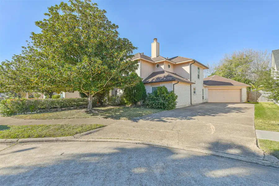 8006 N N Circle Drive, Houston, TX 77071 - #2