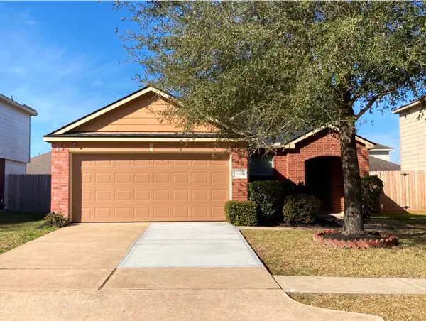 3304 Trail Hollow Drive, Pearland, TX 77584