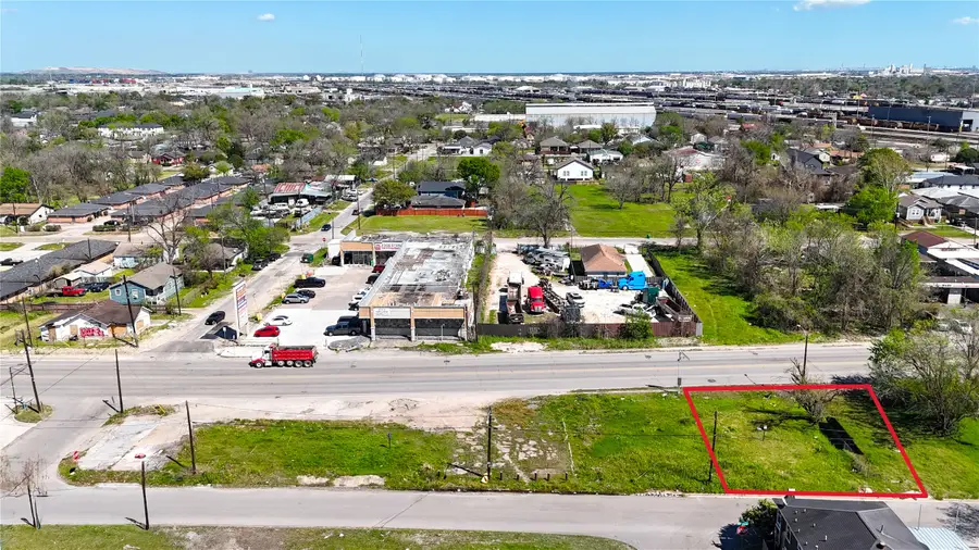 3513 Lockwood Drive, Houston, TX 77026 - #3