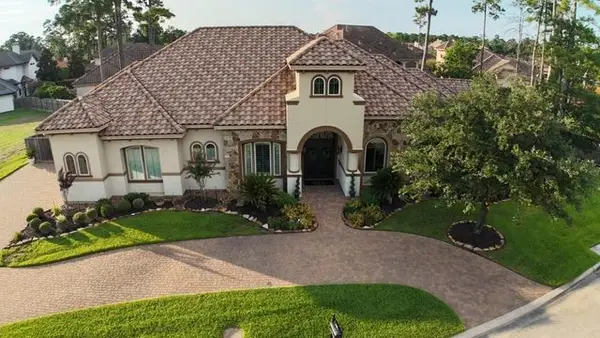 58 Shadow Creek Ridge Drive, Spring, TX 77389
