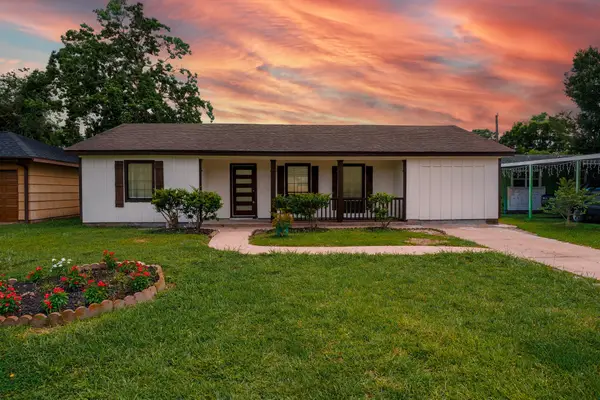 5618 Southbrook Street, Houston, TX 77033