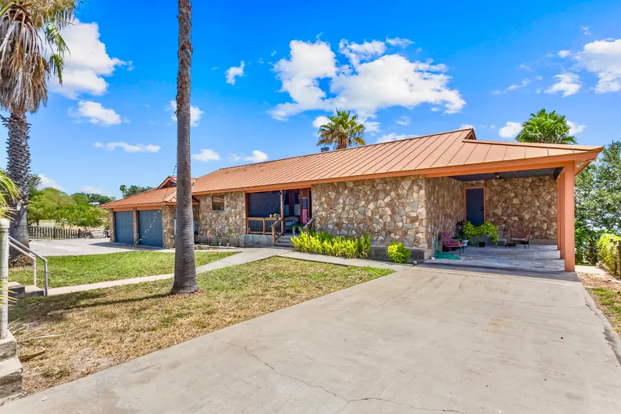 105 Knoll Trail, Sandia, TX 78383 - #3