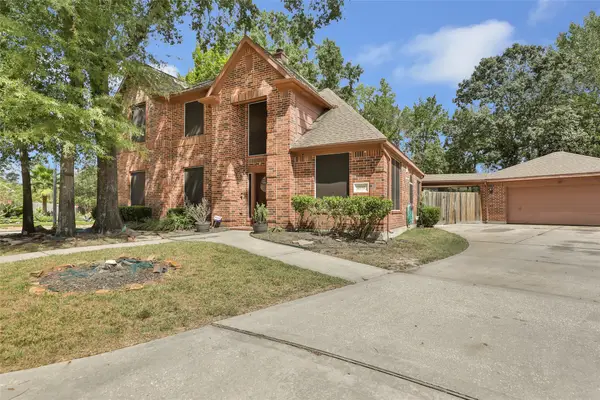 2010 Trail Water Court, Kingwood, TX 77339