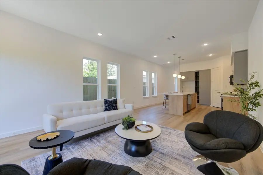 7120 Eastwood Street, Houston, TX 77021 - #3