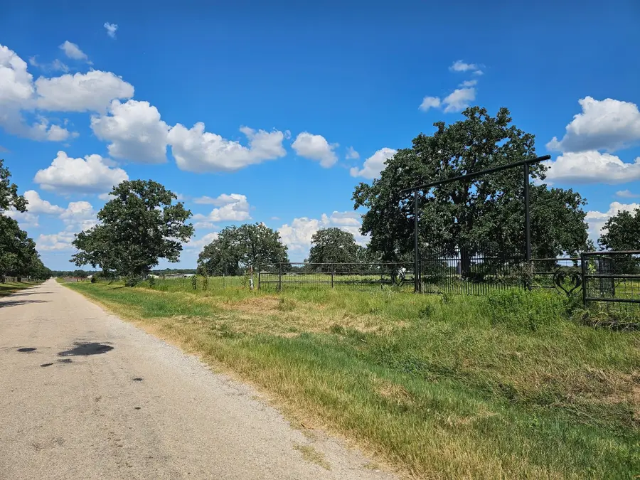 8234 County Road 201, Somerville, TX 77879 - Image #2
