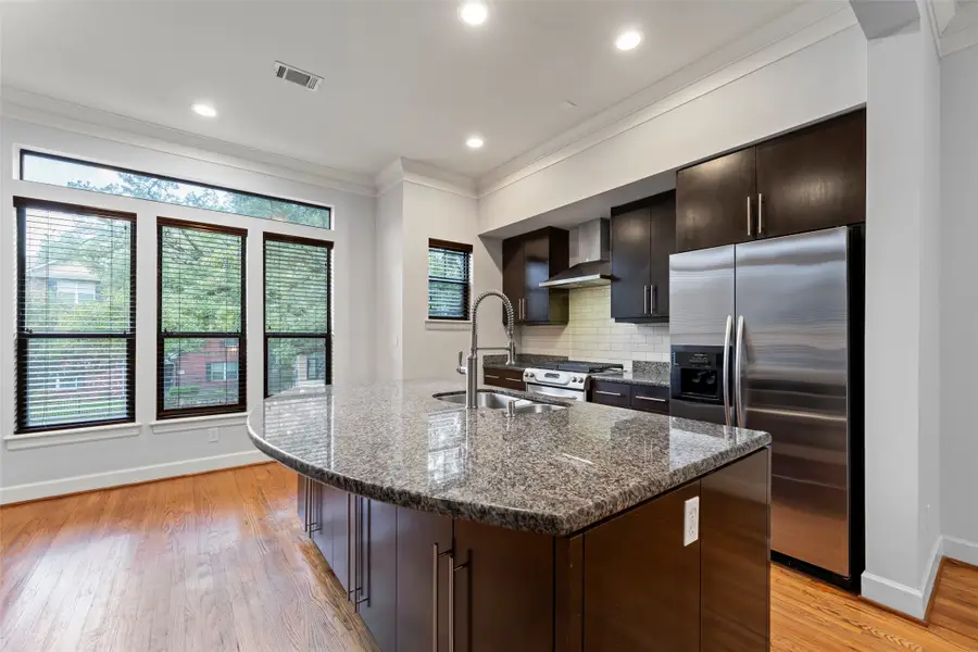 1006 Yale Street, Houston, TX 77008 - Image #3