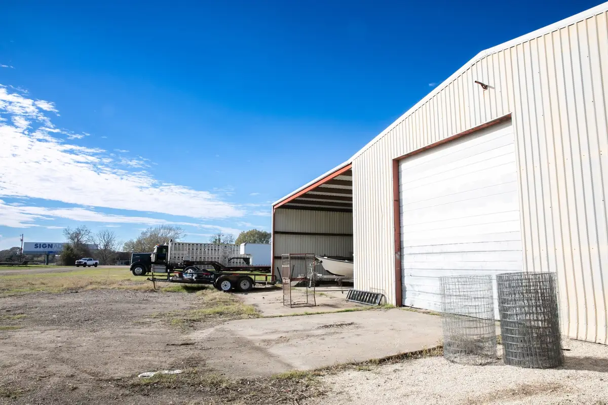 30 Red Tip Lane, Brenham, TX 77833 - Image #1