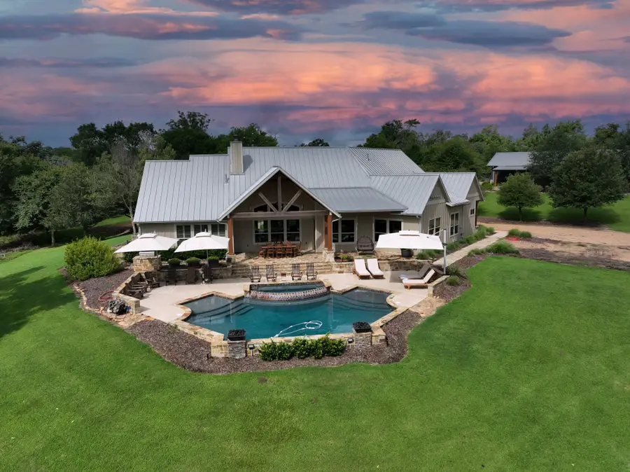 39577 Mesquite, Hempstead, TX 77445 - Image #2