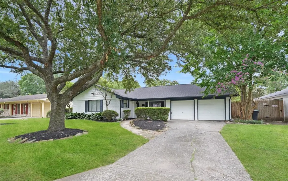 9535 Meadowbriar Lane, Houston, TX 77063 - Image #1