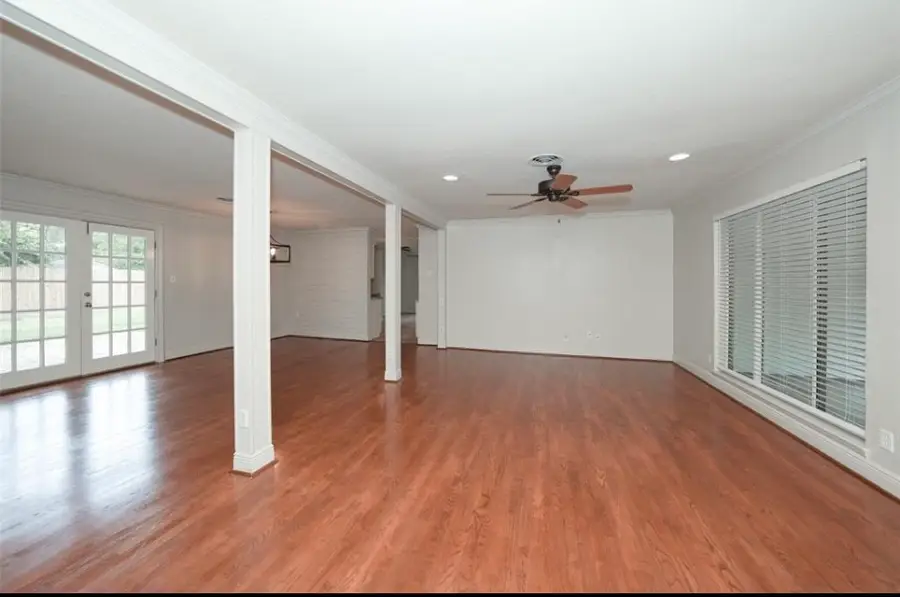 9535 Meadowbriar Lane, Houston, TX 77063 - Image #3