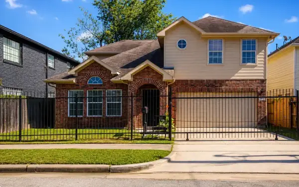 2215 Nettleton Street, Houston, TX 77004
