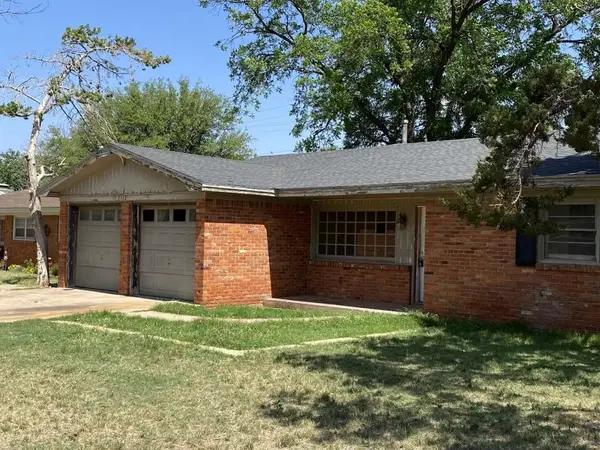 2112 70th Street, Lubbock, TX 79412