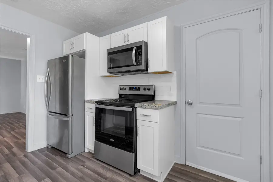 5021 Doolittle Boulevard, Houston, TX 77033 - Image #2