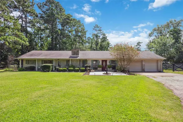 20420 Plaza Circle, Crosby, TX 77532