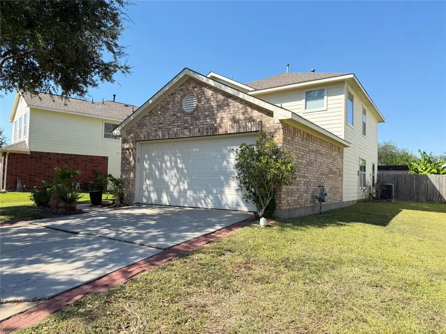 8615 Tartan Walk Lane, Houston, TX 77075 - Image #2