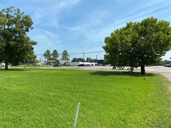 2423 44th Street, Dickinson, TX 77539