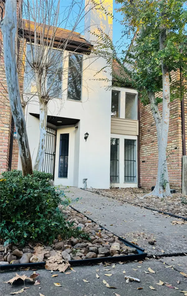 17210 Imperial Valley Drive #61, Houston, TX 77060