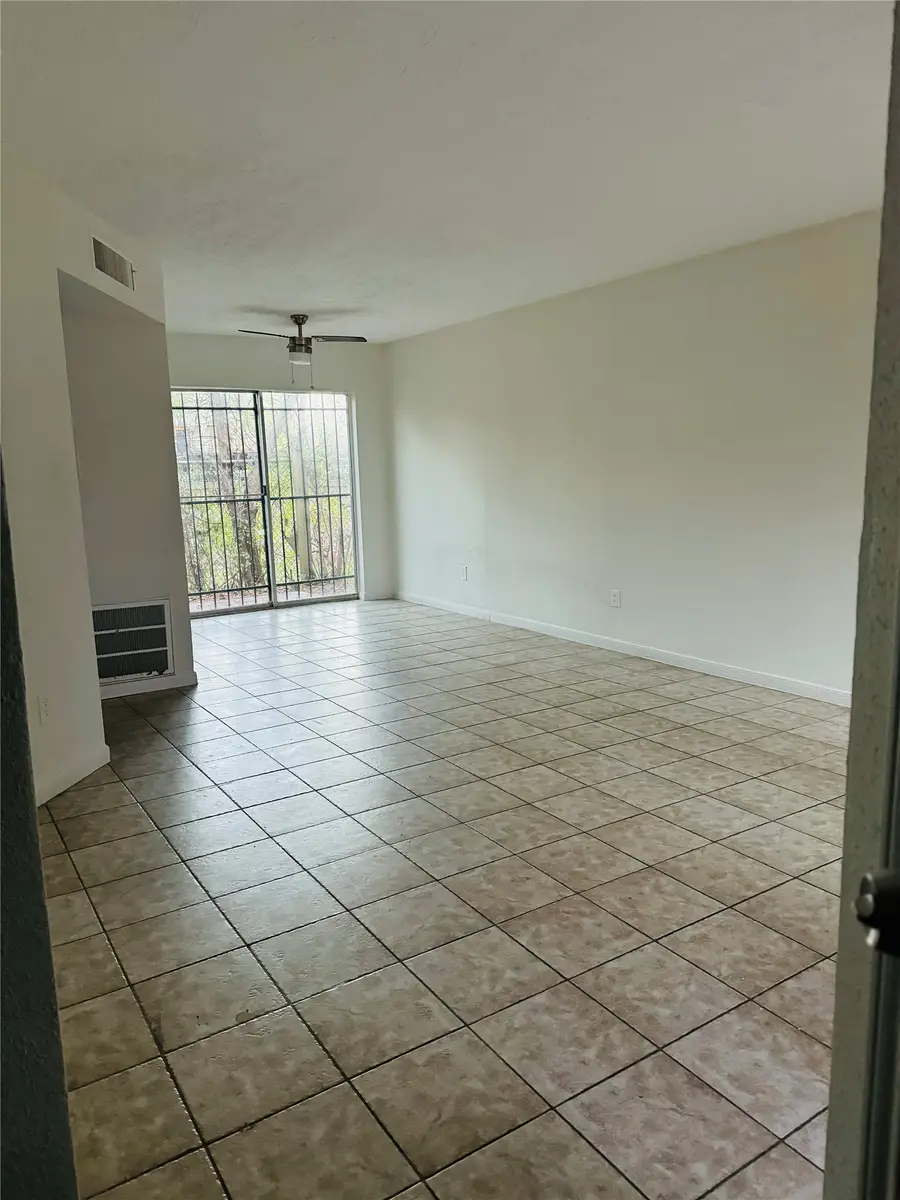 17210 Imperial Valley Drive #61, Houston, TX 77060 - #3
