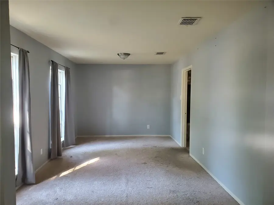 422 Skywood Drive, Houston, TX 77090 - Image #2