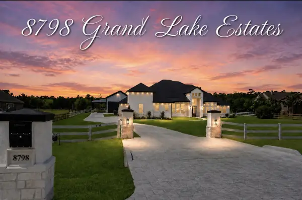 8798 Grand Lake Estates Drive, Montgomery, TX 77316