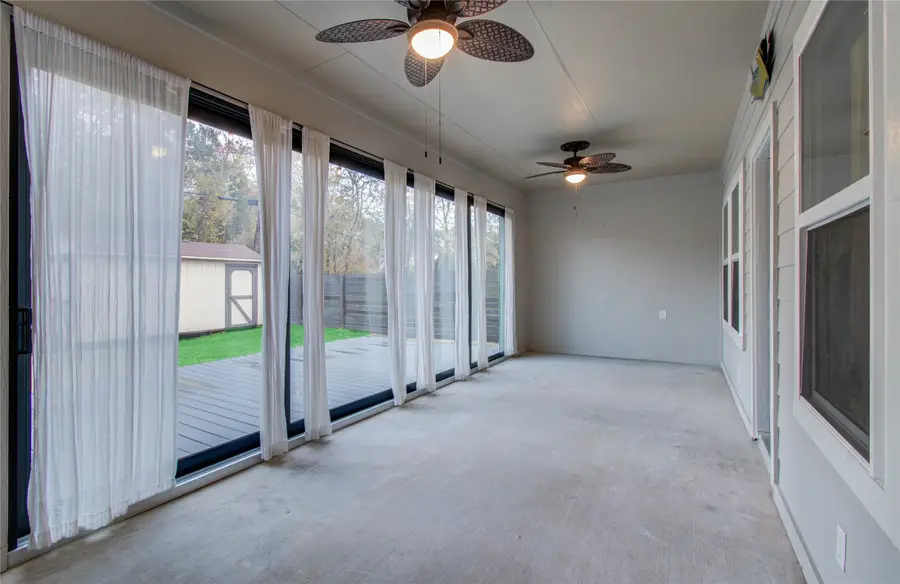 401 S Blackwell Street, La Porte, TX 77571 - Image #2