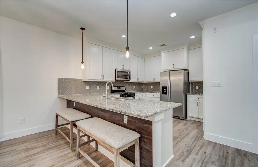 401 S Blackwell Street, La Porte, TX 77571 - Image #3