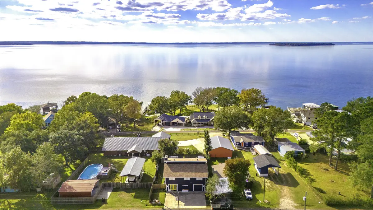 162 Seagull Lndg, Livingston, TX 77351 - #1