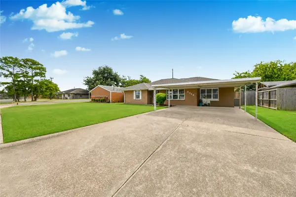 5758 Meadow Creek Lane, Houston, TX 77017