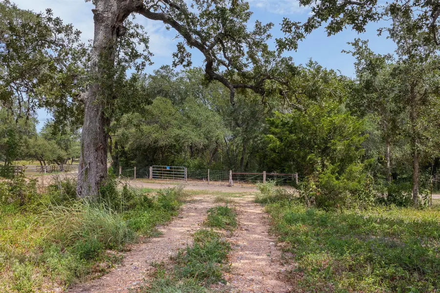 9365 Bauer Road, Fayetteville, TX 78940 - #2