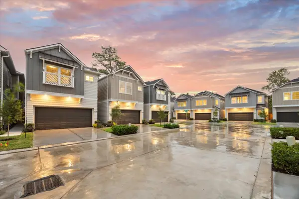5205 Amber Sunrise Drive, Houston, TX 77018