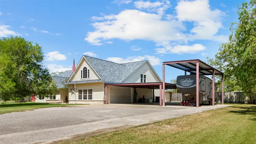 111 County Road 932, Alvin, TX 77511 - #2