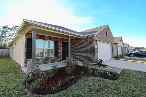 328 Cumberland Forest Drive, Magnolia, TX 77354