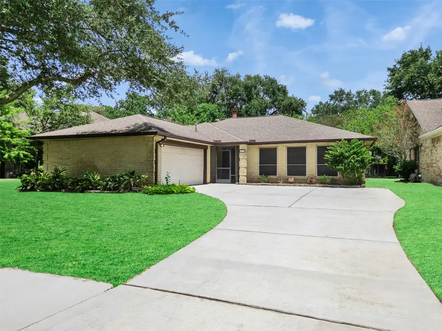 2819 Poplar Creek Lane, Pearland, TX 77584 - #2