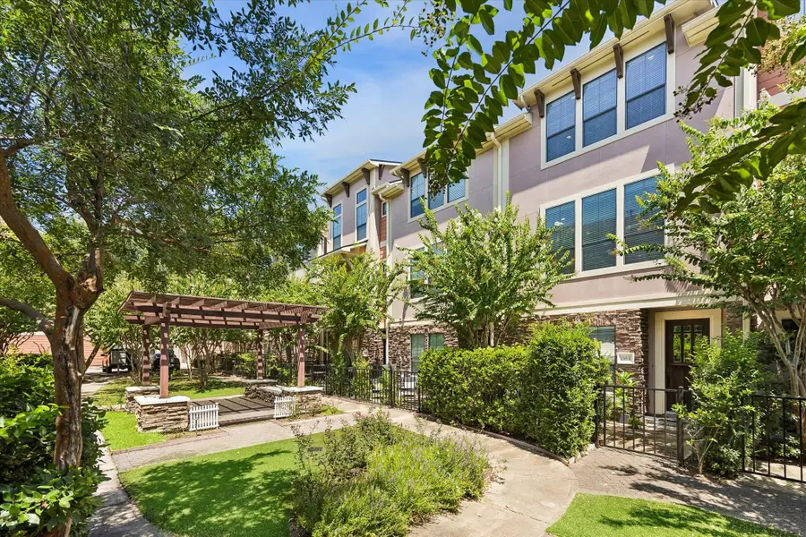1045 W 22nd Street #K, Houston, TX 77008 - #3