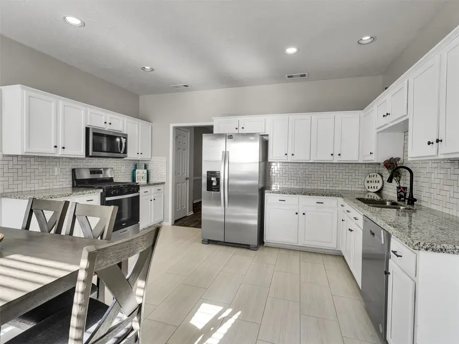 1271 El Camino Village Drive, Webster, TX 77058 - Image #3