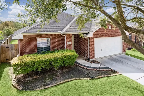 7315 Lyndhurst Village Lane, Spring, TX 77379