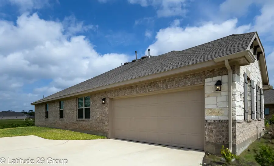 4320 Leslies Way, Dickinson, TX 77539 - Image #2