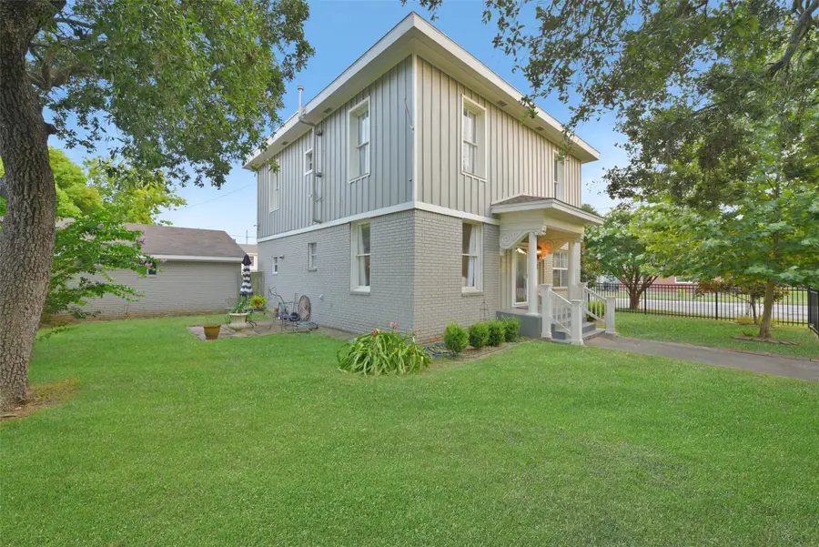 3427 Avenue L, Galveston, TX 77550 - #3