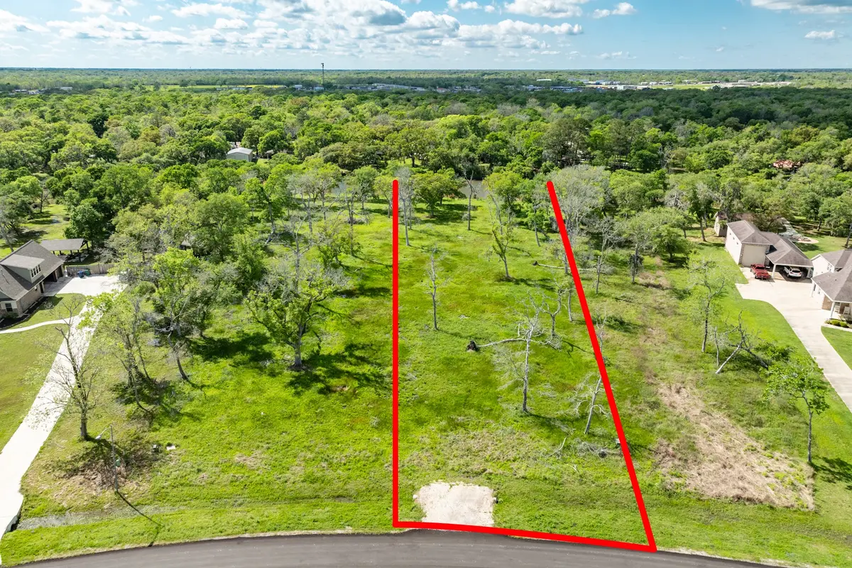 32710 Bayou Bend, Richwood, TX 77515 - #1